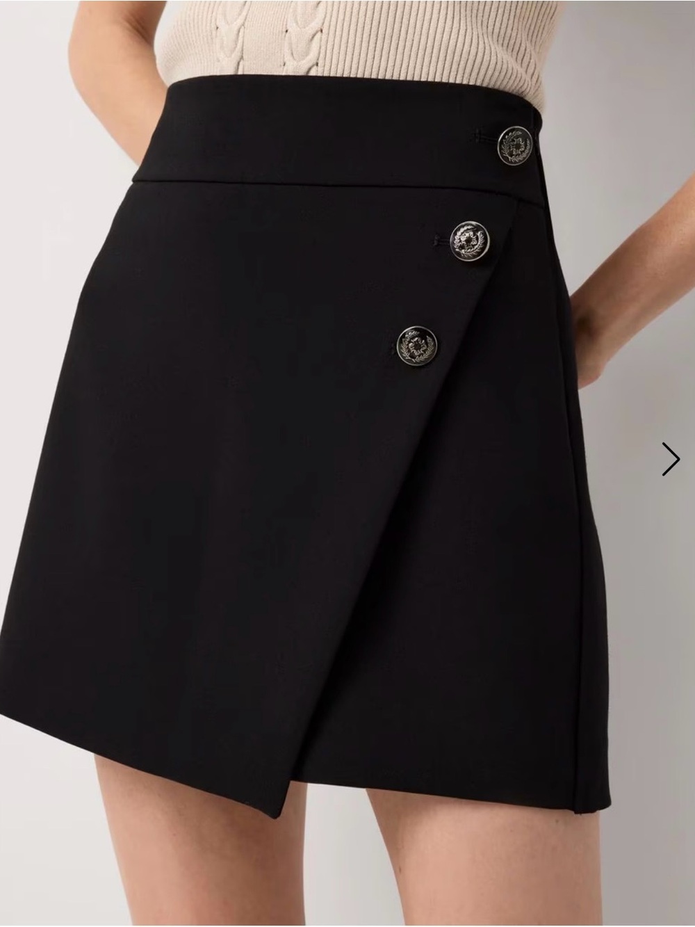Button-front tailored skort - Picture 2 of 4